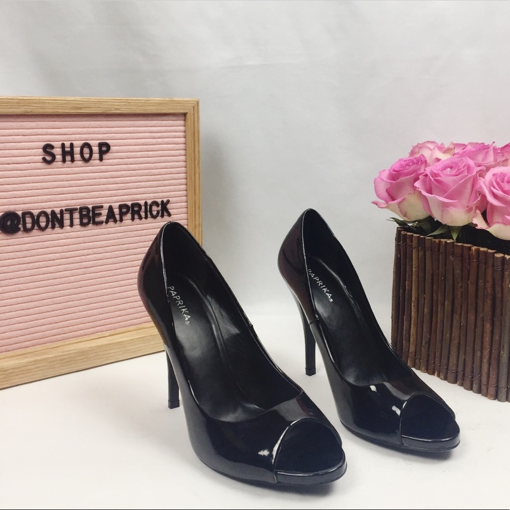 New Paprika Black Patent Peep Toe Heels Sz: 8.5